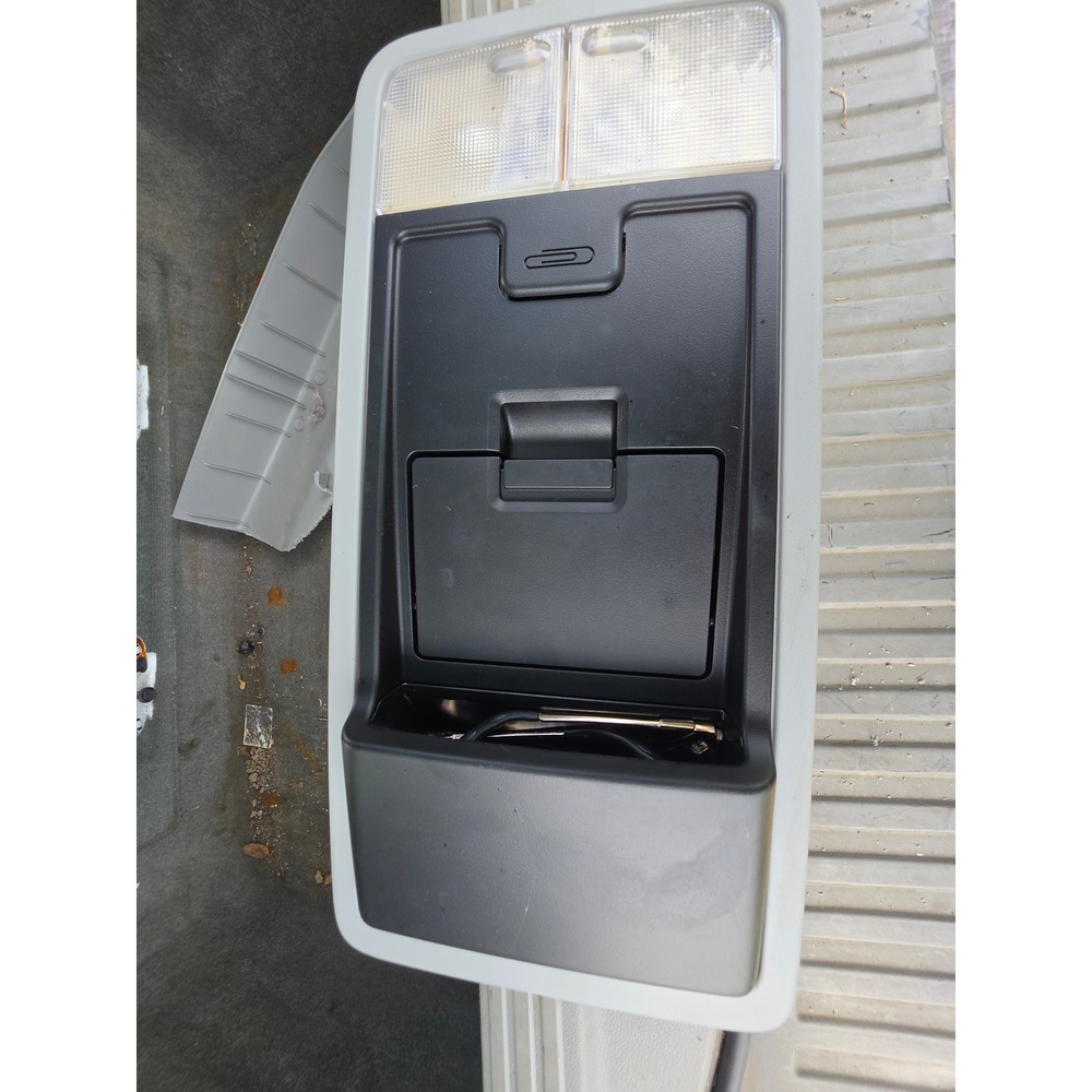 2004 Ford Freestar Overhead Console Map Light Storage Dove Grey 2710373 OEM